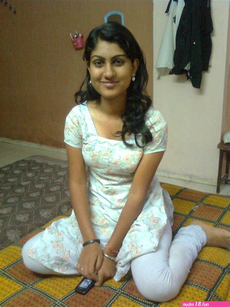 hot nude indian girls photos|Indian girls nude pics